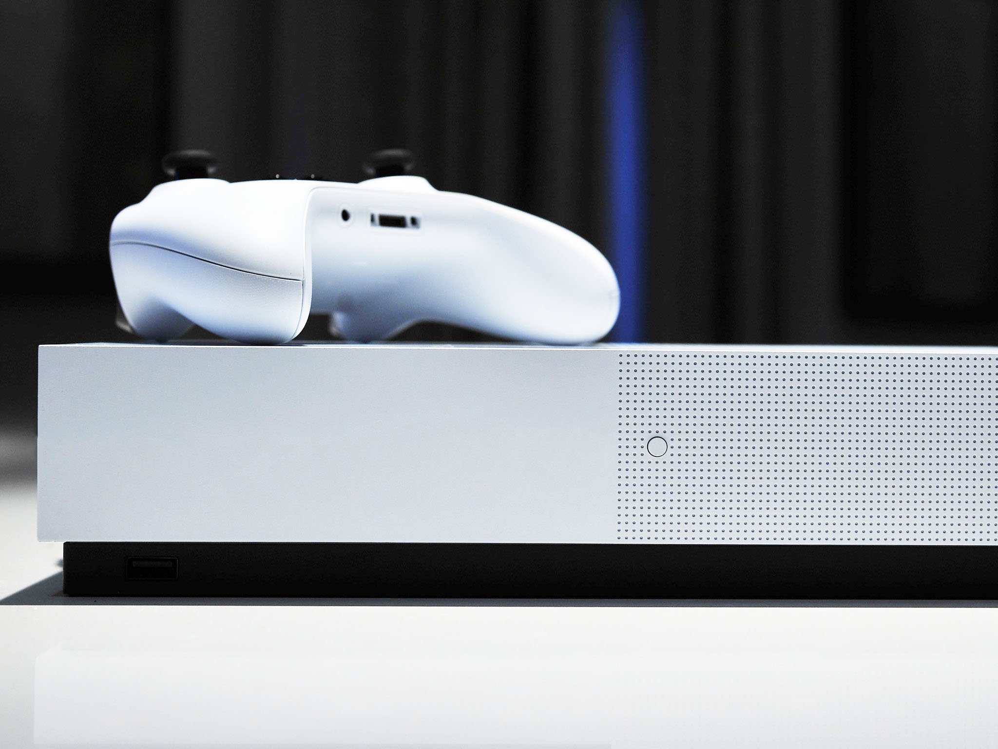 Disksiz Xbox One S tasarımı ve fiyatı ortaya çıktı! - Resim : 2